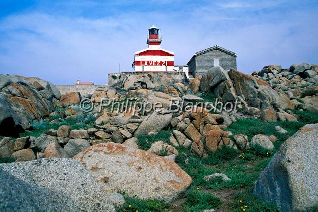 france corse 09.jpg - Phare de l'archipel des LavezziŒle LavezzoCorse